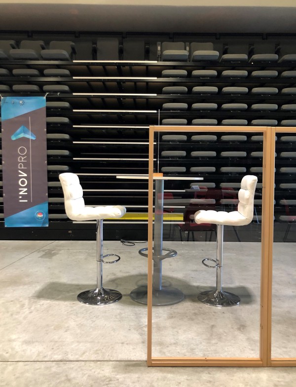 Tabouret haut Payre et Mange debout Miquelon