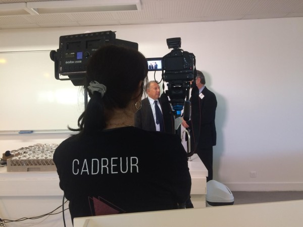Cadreur Stream Event sur un interview